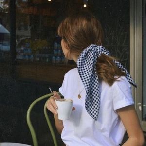 Meet your Posher, Cecille